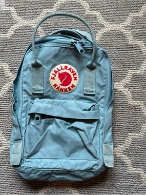 lululemon shower bag Lululemon Toiletry Bag Review and Shopping Tips